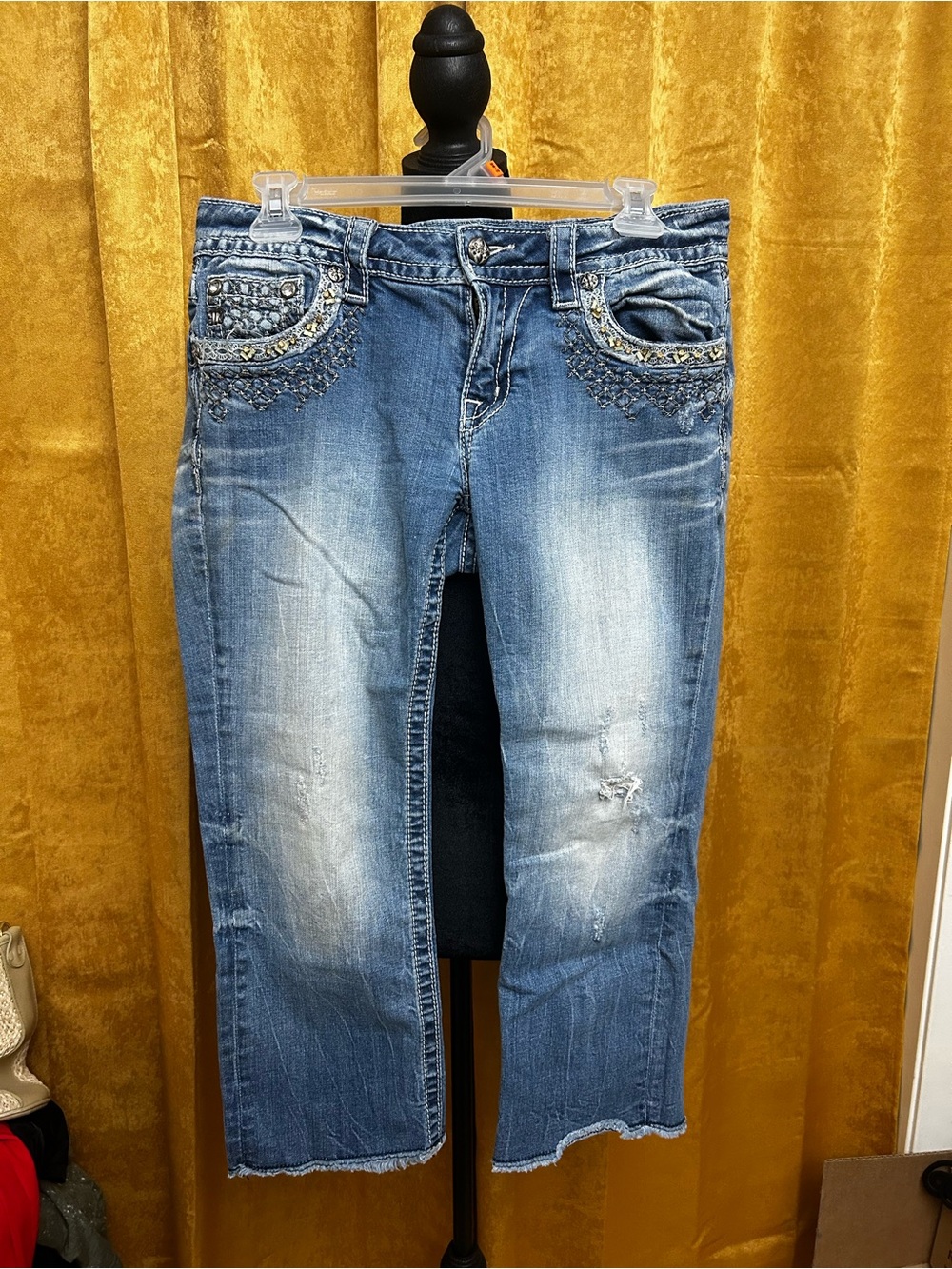 Capri jeans